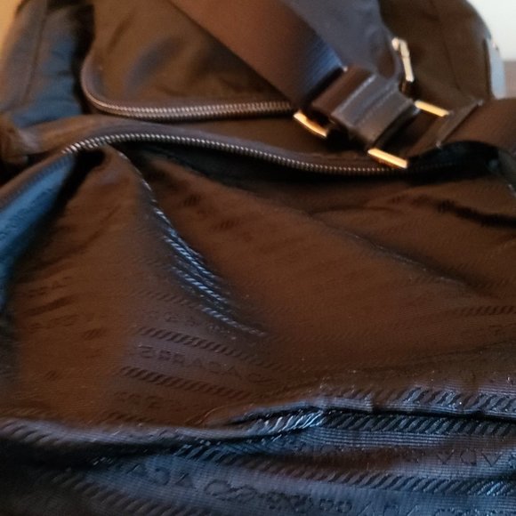 PRADA Black Nylon and Leather Crossbody Shoulder Bag Purse/ Good Condition - Picture 13 of 15